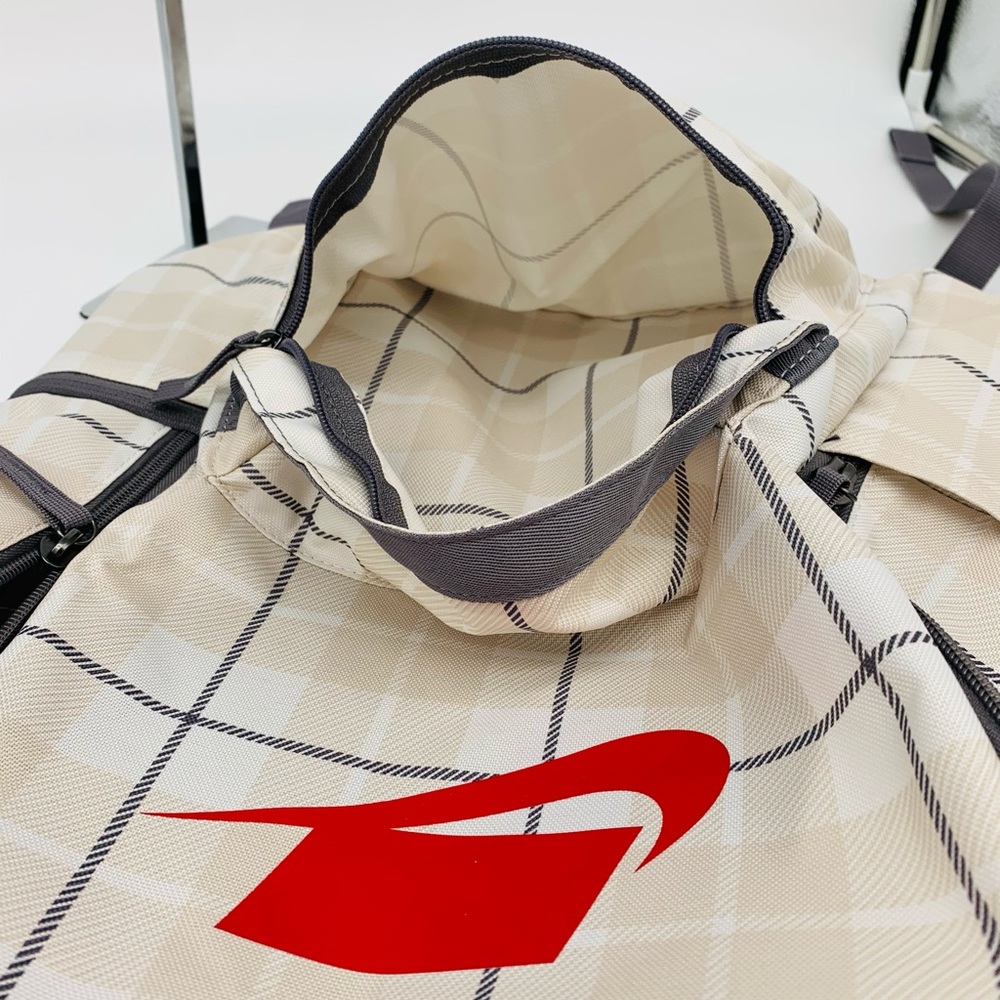 Nike Backpack/Bag - Picture 5 of 5